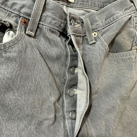 VTG Levis Jeans Mens 33x30 Gray 501 Straight Button Fly American Medium Denim - Picture 11 of 16